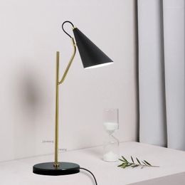 Table Lamps Nordic LED Lamp Bedside Home Bedroom Indoor Lighting Minimalist Living Room Decoration Light Fixtures