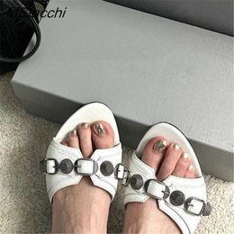 Sandal Fashion Ladies Slippers Rivet Buckle Strap Womens Shoes 2023 Trend Summer Black Leather Low Heel Gladiator Sandals Women Slides 230302