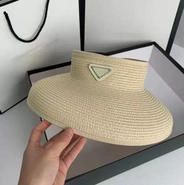 Designer Hat Visors Summer Luxury Lady Empty Top Cap Sun Visors Straw Hat Weave Windproof Letters Design Sun Hats Outdoor Exercise Fashion S