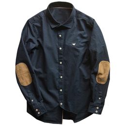 Men's Casual Shirts Men Oxford Retro Shirt Japanese Business Casual Trendy Fashion All-match Loose Tops Male Brand Long-sleeved Patch Shirts Clothes 230321