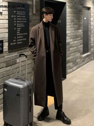 남자 양모 블렌드 Mauroicardi 가을 겨울 긴 캐주얼 브라운 검은 색 부드러운 두꺼운 따뜻한 모직 코트 남자 새시 고급 디자이너 플러스 크기 오버 코트 5xl 230320