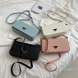 Luxury designer messenger bag handbag handbag armpit for women solid color simple ocean square