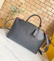 Top Leather Handbags Women Corssbody Messenger Bags Purse Tote Satchel Embossing Vintage Designer Shoulder Bags Lady Handbag Wallets M45842