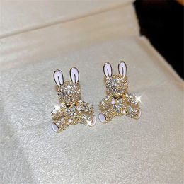 Charm New 18k Gold Plated Zircon Rabbit Earrings Sweet Fashion Design Sense Earrings Cute Personality Daily Earrings Wholesale Female G230320