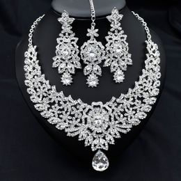 Wedding Jewellery Sets C30 Wedding Forehead Chain Necklace Earrings Set Dubai Jewelery Set Gifts for Women Indian African Bridal Hair Accessories 230320