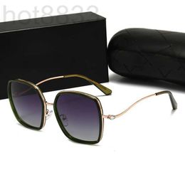 Sunglasses Designer New Women's Polarised Fashion Oval Face Driving Holiday 19034