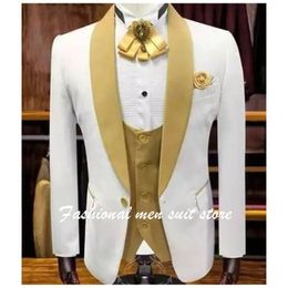 Men's Suits Blazers Top Selling White Men's Fashion 3 Pieces Suit With Gold Lapel Wedding Groom Prom Men Blazer Masculino JacketPantsVest 230322