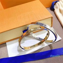 designer Letter Printing Bangle Unisex Stainless Steel Metal Fashion Gold And Silver Simple Men Womens