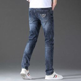 Men's Jeans Autumn and Winter Elastic Slim Fit Straight Tube High Fashion Korean Long Pants Wear