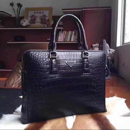 Mens Bag Designer Портфель Business Manapt Mags Sucks Top Caffice Compation Crossbode Sags Sags Crocodile полоса корона с двойной молнией карманные компьютерные палочки 0151-1