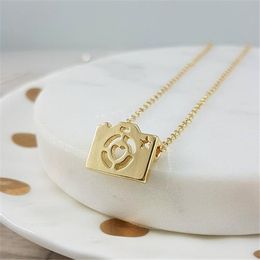 30PCS Cute Lovers Camera Necklace Hipster Necklace Photo Camera With Heart Lens Necklace Mini Camera with Circle Star Necklaces