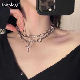 Pendant Necklaces Punk Cross Pendant Chain Necklace for Women Kpop Multilayer Imitation Pearl Choker Necklace Rhinestone Pendant Necklace Jewelry Z0321