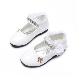 Sneakers Flower Girls Shoes Spring Autumn Princess Lace PU Leather Cute Bowknot Rhinestone For 311 Ages Toddler 230322