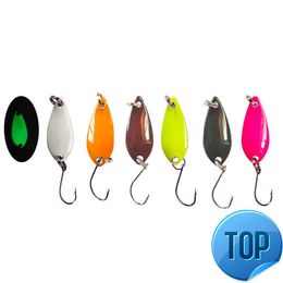 3pcs/lot Metal Multicolor Spoon Fishing Lure Sequined Hard Baits Noise Paillette With Feather For Sea Lures Tool Wobbler Spinner