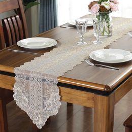 Table Runner European Embroidery Fine Lace White Simple Coffee Table Runner Mats Flag French TV Cabinet Tablecloth Wedding Holiday Decoration 230322