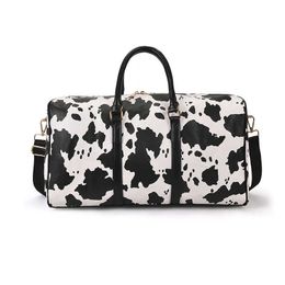 duffle bagss New Short Distance Travel Bag Large Capacity Leopard Print Contrast Tote One Shoulder Portable Sports Fitness 230316