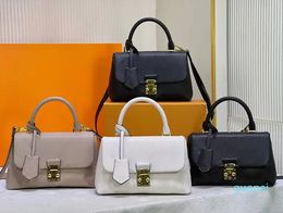 Designer-Luxurys design dust bag Designer Bags Handbag Purses Woman Fashion Clutch Purse Chain Womens designing Crossbody Shoulder Bag