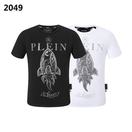 PLEIN BEAR T SHIRT Mens Designer Tshirts Brand Clothing Rhinestone PP Skull Men T-SHIRT ROUND NECK SS MONSTERS PLEIN WITH CRYSTALS Hip Hop Tshirt Top Tees 161201