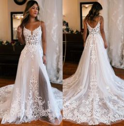 2023 Glamorous Sleeveless 3D Flowers Lace Wedding Dresses Spaghetti Straps Split Side Full Appliqued Covered Buttons Plus Size Bridal Wedding Gowns BC15255 E0322