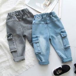 Jeans DFXD Spring Toddler Boys Denim Cargo Pants Fashion Solid Big Pockets Long Loose Jeans Pants 1-5T Kids Outfits Children Clothes 230322