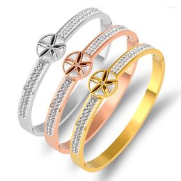Bangle Romantic Flower Shell Bracelet Stainless Steel Cubic Zirconia Bracelets Wedding Crystal For Women Designer Jewelry