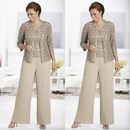 Three Pieces Mother of the Bride Suits with Lace Jacket Chiffon Pants Suit Wedding Guest Dresses Mom Formal Ocn Party Gowns