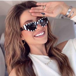 Sunglasses Vintage Design Luxury Small Frame cat eye sunglasses designer Oval Sun Glasses UV400 suitable for all people wear