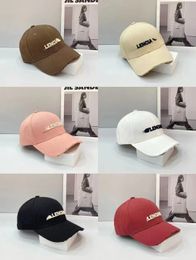 Simple Hard Top Hat Men and Women Couple English European Goods Peaked Cap Baseball Cap Autumn Sun Protection