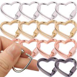 Keychains Heart Shaped Opening Buckle Metal Spring Gate Ring Keychain Dog Chain Clip Hook Handbag Belt Connexion Buckles DIY Accessories