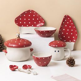 Plates High Quality Beauty Ceramic Red Mushroom Tableware Cup Dessert Plate Rice Noodle Salad Bowl Spoon Ins Style Cute Dinnerware Set