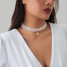 2023 Korean Elegant Multi-layer Imitation Pearl Choker Fashion Heart Pendant Short Necklace Romantic Wedding Party Jewelry