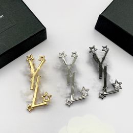 Multi color letter brooch temperament suit workplace coat accessories for men and women