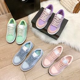 Chanells Chanelity sneakers Women Casual CHANEI Paris CHA Low Shoes NEL Suede Slip On Skate Loafers Moccasin Canvas calfskin skateboard trainers 3440 Girls rainbow