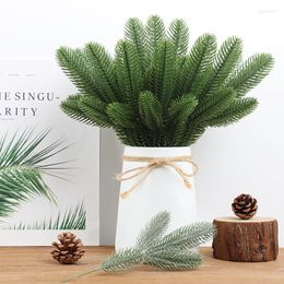 Decorative Flowers 10 PiecesPine Needle Branches Fake Plant Christmas Tree Ornament Decorations For Home DIY Wreath Gift Box Wedding