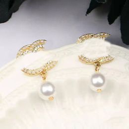 Luxury Style Classic Large Pearl Stud Earrings Designer Letter Earring Jewellery Women Diamante High Quality Women Wedding Gifts S925 Silver Needle