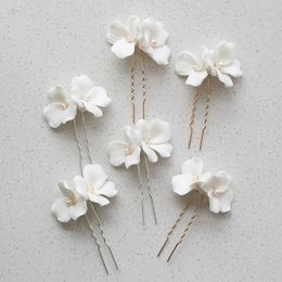 Wedding Hair Jewelry SLBRIDAL Handmade Freshwater Pearls Ceram Flower Bridal Hair Pin Set Wedding Hair Sticker Hair Accessories Women Hair Jewelry 230323