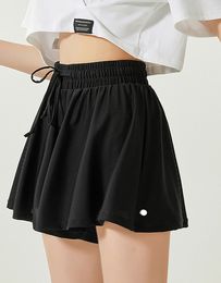 Kvinnors lu shorts sport yogakjolar kör fast färg gril lululy lemenly tennis kjol anti exponering fitness kort ll765