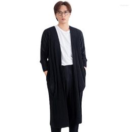 Women's Trench Coats Miyake Pleated Mid-Length Coat 2023 Men Fashion Casual Versatile Autumn And Winter Long Cardigan