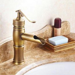 Bathroom Sink Faucets "Water Pump Look" Style Vintage Retro Antique Brass Basin Mixer Tap Faucet One Hole Single Handle Mnf045