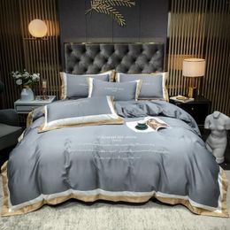 Bedding Sets 2023 Four-piece Fashion Cotton Double Household Bed Sheet Quilt Cover Splicing Design Light Gray Color