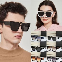 Designer Summer Sunglasses For Women Mens Classic Design Protective Eyewear Glasses High Quality Protection UV400 Lens Glasses 5011