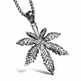 Pendant Necklaces Large Leaf Necklace In Stainless Steel Free Chain