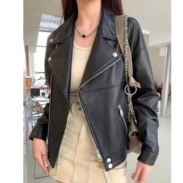 Women's Jackets Locomotive Model Style Coat Spring Women Short Length DropShoulder TurnDown Collar Natural Real Sheepskin 230324