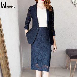 Zweiteiliges Kleid, Spitze, aushöhlen, Blazer, Anzug, sexy, schlank, 2 Sets, Übergröße, 6XL, koreanische Büroarbeitsmäntel und knielange Röcke, Outfits 230324