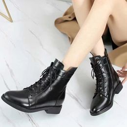 Hottest female boot tire Boot Storm tire thick leather boots outdoor Martin ankle fashion non-slip designer platform boots fy563e