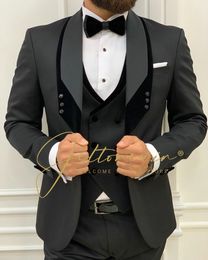 Mens Suits Blazers Costume Homme Mariage Formal Fashion Black Slim Fit Suits For Men 3 Piece Groom Wedding Suit Tuxedo Latest Coat Pant Design 230323