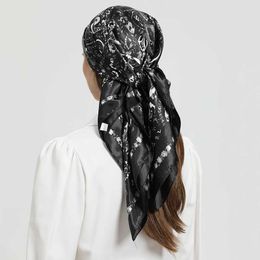 Sarongs Vintage Paisley Silk Head/Hair Scarf Women Fashion Black White Print Band Ties Hand Kerchief Foulard Femme Luxe Marque Hijab P230323