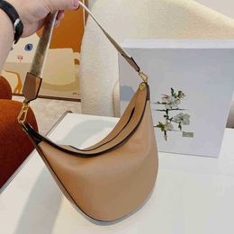 Hot Leather Half Moom Designer Bag Letter Shoulder Bags Luxurys Handbag Women Hobo Vintage Designers Handbags Simple Crossbody Bags Underarm Wallet 221029