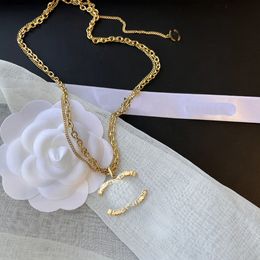 Designerhänge halsband, dubbelguldpläterat rostfritt stål brevhalsband, hänge halsband kedja smycken tillbehör gåva