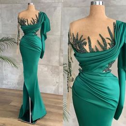 2023 Green Prom Dresses Sexy Sheer Neck One Shoulder Split Evening Gowns With Appliques Beads BC15304 A0324